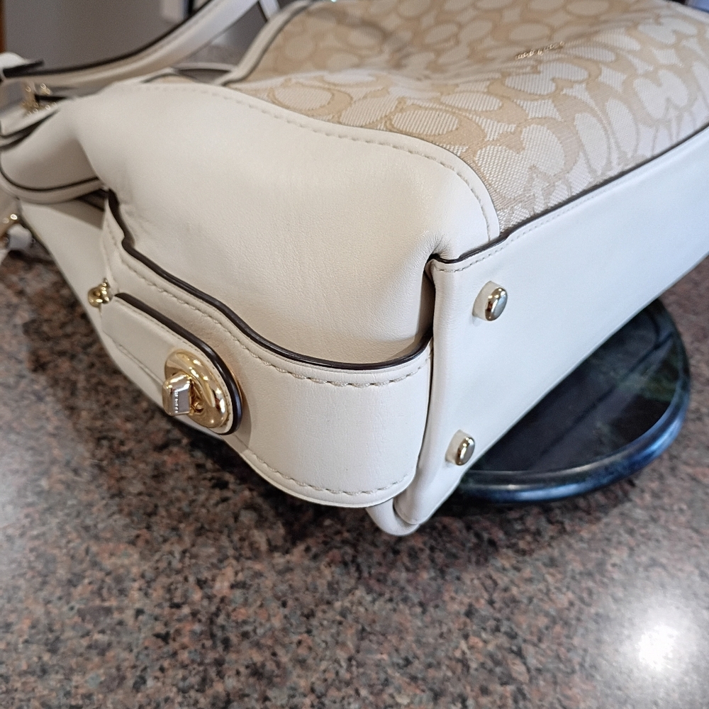 Coach Edie 31 Shoulder Bag Light Knaki Jaquard  And Chalk Leather - Picture 13 of 17